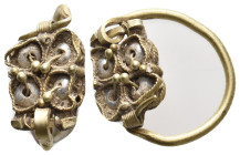 ANCIENT BYZANTINE GOLD RING (CIRCA 11TH-14TH AD)
Condition : See picture. No return
Weight : 3.21 g.