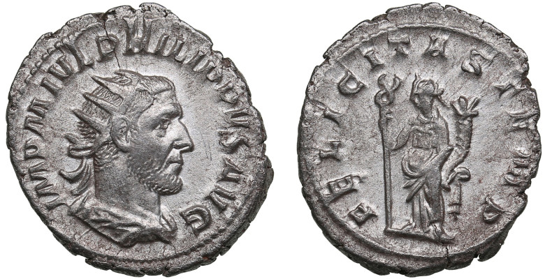 Roman Empire AR Antoninianus (AD 244-247) - Philip I (AD 244-249)
3.65g. 23mm. A...