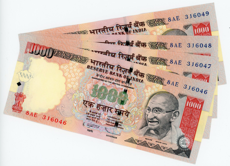 India 4 x 1000 Rupees 2008 With Consecutive Numbers
P# 100c, N# 228560; # 8AE 3...
