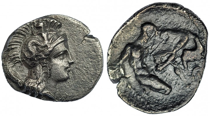 CALABRIA. Tarento. Dióbolo (S. IV-III a.C.). A/ Cabeza de Atenea con casco a der...