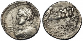 LICINIA. Denario. Roma (84 a.C.). FFC-803. SB-16. Leves oxidaciones. MBC.