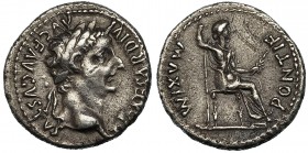 TIBERIO. Denario. Lugdunum (36-37 d.C.). A/ Busto laureado a der. R/ Livia sentada a der. en silla con patas ornamentadas y sobre línea; PONTIF MAXIM....