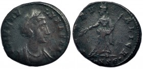 HELENA (Esposa de Constancio I). Constantinopla. AE-4. CH-4. RIC-78. BC+.