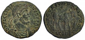 JULIANO II. Doble Maiorina. Arles (361-363). A/ Busto diademado, drapeado, perlado y con coraza a der. R/ Toro de pie a der.; encima, dos estrellas; S...