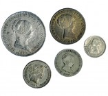 Lote de 5 piezas falsas de época. 20 reales. 1855. Madrid, metal blanco; 4 reales. 1848. Madrid, metal blanco; 4 escudos. 1867. Madrid, metal blanco; ...