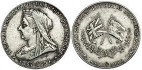 GRAN BRETAÑA. Medalla. IN COM.LX ANN ACC. VICTORIAE. BRIT. 1837-1897. Buenos Aires. AR-33 mm. Rayitas. MBC.