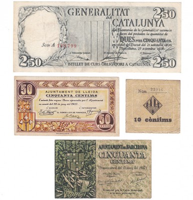 Lote de 4 billetes locales. 2,5 pesetas Generalitat de Cataluña, 1936; 50 céntim...