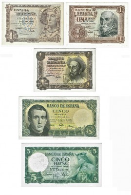Lote de 5 billetes. Peseta (3): 1949, serie O; 1951 y 1953, sin serie. 5 pesetas...