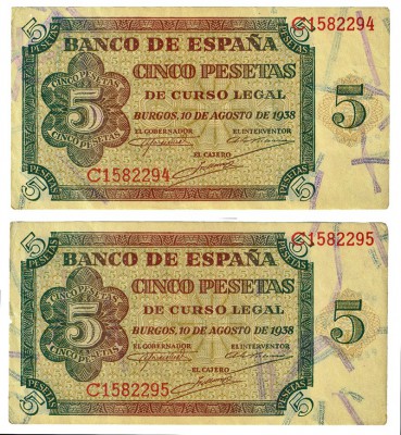 Lote de 2 billetes de 5 pesetas. 8-1938. Pareja correlativa. Serie C. ED-D36a. E...