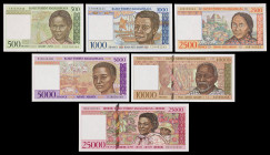 Madagascar. s/d (1994-1995, 1998). Banco Central. 500, 1000, 2500, 5000, 10000 y 25000 francos. (Pick. 75, 76, 78, 79, 81 y 82). 6 billetes, serie com...