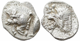 Greek
MYSIA. Kyzikos. (Circa 450-400 BC).
AR Hemiobol (6.5mm 0.42g)
Obv: Forepart of boar left; to right, tunny upward.
Rev: Head of roaring lion ...