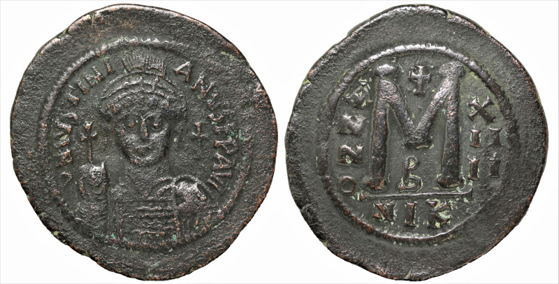 Byzantine
Justinian I (527-565 AD). Nicomedia. RY 14 = 540/41 .
AE Follis (42 ...