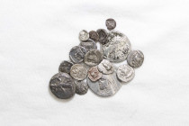 17 pieces mixed coins / SOLD AS SEEN, NO RETURN!