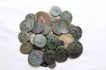 42 pieces mixed coins / SOLD AS SEEN, NO RETURN!
