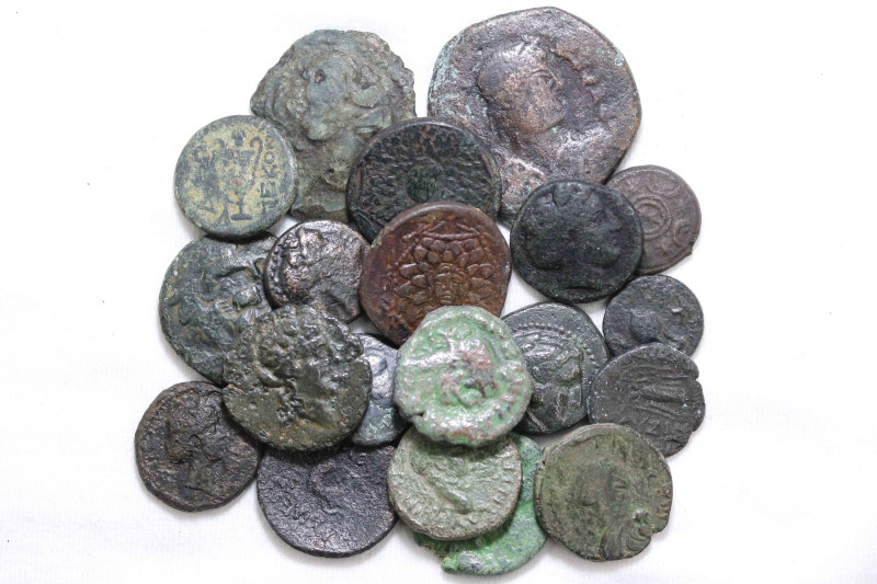 20 pieces mixed coins / SOLD AS SEEN, NO RETURN!