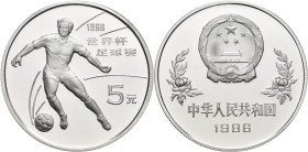 China - Volksrepublik: 5 Yuan 1986 Fußball - FIFA Fußball WM Mexiko / soccer. Seltene Variante aus 800/1000 Silber mit Gewicht 17,06 g. Auflage nur 1....