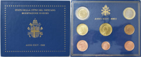 Vatikan: Johannes Paul II. 1978-2005: Kursmünzensatz 2002, 1 Cent bis 2 Euro, im Originalfolder, Ecken leicht angestoßen. Auflage 65.000 Ex., Stempelg...