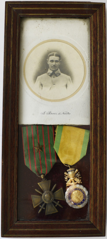 Orden & Ehrenzeichen: Frankreich: Orden / Verdienstmedaille Valeur et Discipline...