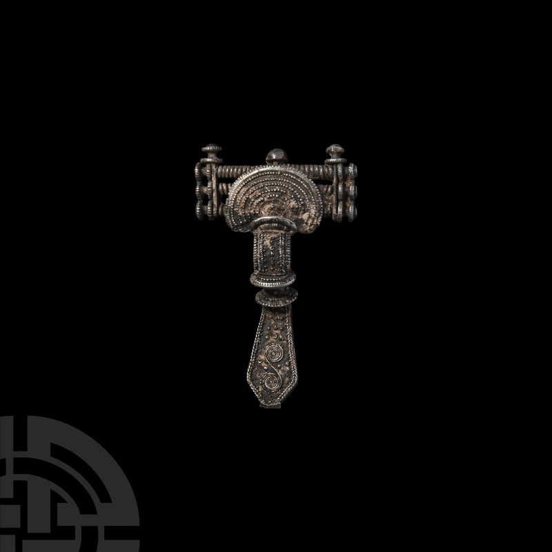 Gothic Silver Filigree Bow Brooch
Circa 5th century A.D. or later. A silver bow...