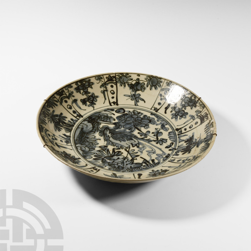 Large Chinese Ming Glazed Charger
16th-17th century A.D. A glazed provincial ce...