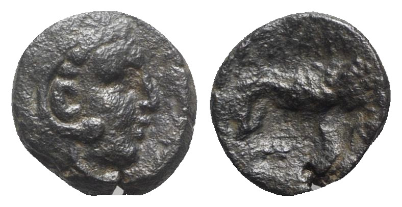 Macedon, Amphipolis(?), c. 148-32/1 BC. Æ (13mm, 2.91g, 12h). Head of Herakles r...