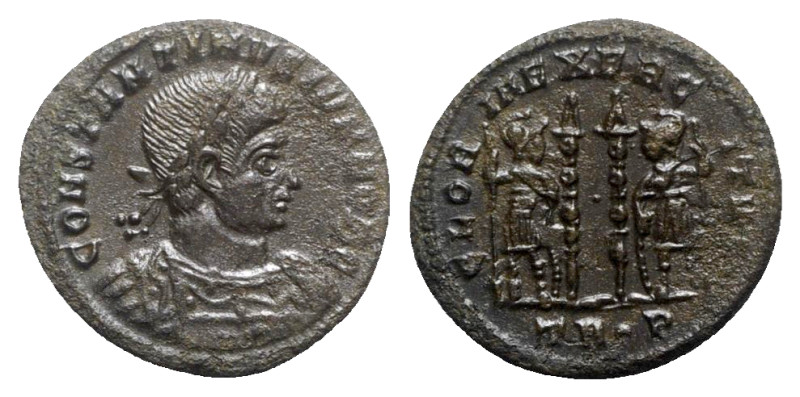 Constantine II (Caesar, 316-337). Æ Follis (17mm, 2.21g, 6h). Treveri, 332-333. ...