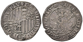 NAPOLI. Ferdinando I d'Aragona (1458-1494). Carlino con sigla M (Antonio Miroballo Maestro di Zecca 1458-1460). Il Re coronato seduto di fronte tra du...