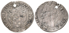 ROMA. Stato Pontificio. Pio IV (1559-1565). Grosso con San Pietro. Ag (1,18 g). MIR 1057/3. Raro. Forellino. MB
