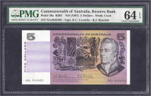 Banknoten - Ausland - Australien
5 Dollars o.D.(1967). Signatur H.C. Coombs - R.J. Randall. PMG Grading 64 Choice Uncirculated Pick 39a.