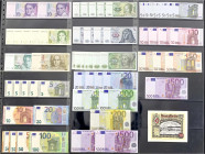 Banknoten - Lots - Deutschland
Album mit ca. 120 Banknoten, darunter Reichsbanknoten u.a. 100 Reichsmark, auch mit brauner statt roter KN, BRD, Eurob...