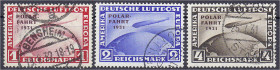 1 M. - 4 M. Polarfahrt 1931, kompletter Satz in gestempelter Erhaltung, gute Erhaltung. Mi. 1.300,-€. gestempelt. Michel 456-458.