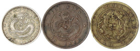 CHINA und Südostasien - China - Qing-Dynastie. De Zong, 1875-1908
3 Münzen: 20 Cents Jahr Hsin Chou = 1901 Provinz Kiangnan, Lin Gwo Ming 245; 10 Cas...