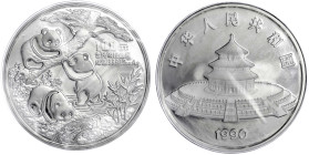 CHINA und Südostasien - China - Volksrepublik, seit 1949
100 Yuan Silber 12 Unzen 1990. Drei Pandas an einem Gewässer. Im Originaletui, originalversc...