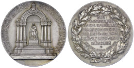 Altdeutsche Münzen und Medaillen - Bayern - Ludwig II., 1864-1886
Silbermedaille 1910 von A. Hummel (bei Lauer) zur Erinnerung an die Enthüllung des ...