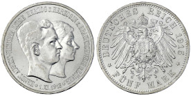 Reichssilbermünzen J. 19-178 - Braunschweig - Ernst August, 1913-1916
5 Mark 1915 A. Mit Lüneburg. prägefrisch/fast Stempelglanz, min. Randfehler Jae...