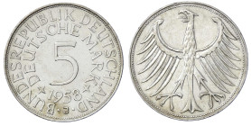 Münzen der Bundesrepublik Deutschland - Kursmünzen - 5 Deutsche Mark Silber 1951-1974
1958 J. sehr schön, kl. Randfehler Jaeger 387.