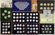 LOTS - Sammlungen allgemein - 
Karton mit div. deutschen modernen Silbermedaillen, u.a. die Medaillen Edition Deutsches Museum: 31 vergoldete 999/100...