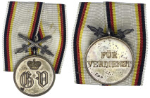 Orden und Ehrenzeichen - Deutschland - Deutsche Länder, bis 1918
Waldeck-Pyrmont: Silberne Verdienstmedaille mit Schwertern am Band, Ausführung 1914/...
