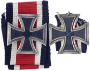 Orden und Ehrenzeichen - Deutschland - Drittes Reich, 1933-1945
Eisernes Kreuz I. Klasse und II. Klasse 1939. Ohne Herstellerangabe. Das EK II mit Ba...
