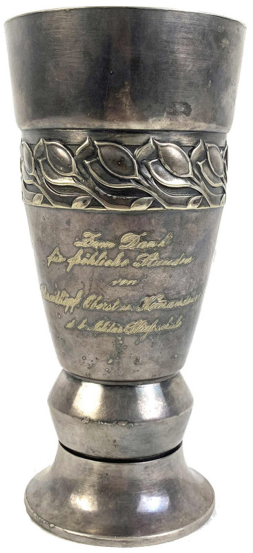 Militaria - Sonstige militär. Gegenstände - 
Pokal, Silber 12-lötig (750/1000),...