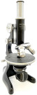 Varia - Optika/Fotografica - Mikroskope
Mikroskop des Herstellers W.& H. Seibert, Wetzlar. N°. 39359. Höhe 33 cm. Im nummerngleichen Original-Holzkas...