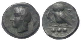 Sizilien. Kamarina.

 Bronze (Tetras). Ca. 410 - 405 v. Chr.
Vs: Kopf der Athena mit attischem, flügelverziertem Helm links.
Rs: Eule nach links s...