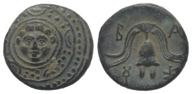 Königreich Makedonien. Alexander III. der Große (336 - 323 v. Chr.).

 Bronze. Ca. 323 - 315 v. Chr. Salamis.
Vs: Makedonischer Schild, im Zentrum ...