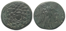 Pontos. Amisos.

 Bronze. Ca. 105 - 85 v. Chr.
Vs: Aigis mit zentralem Gorgoneion.
Rs: Nike mit Palmzweig nach rechts schreitend; im Feld rechts M...
