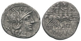 P. Aelius Paetus.

 Denar (Silber). 138 v. Chr. Rom.
Vs: Kopf der Roma mit geflügeltem Helm rechts, dahinter Wertzeichen.
Rs: P PAETVS / ROMA. Die...