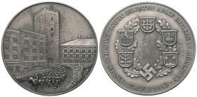 Deutschland. Drittes Reich (1933 - 1945).

 Medaille (Zink). 1940.
Auf den Einzug deutscher Soldaten in Mühldorf.

Vs: Einwohner begrüßen die ein...
