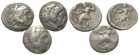 Griechische Münzen - Lots.


Alexnder III. (Königreich Makedonien).

Lot (3 Stück, Silber): Drachme; ca. 4. - 3. Jhdt. v. Chr.

Sehr schön - fa...