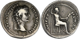 EMPIRE ROMAIN
Tibère (14-37). Denier 22-30, Lyon. RIC.26 ; Argent - 3,73 g - 19 mm - 12 h
Avec une ancienne étiquette de collection. TTB.