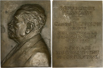 ALGÉRIE
IIIe République (1870-1940). Plaque, cinquantenaire de Gaston Thomson, par F. Sicard 1927, Paris. Escande 3253 ; Bronze - 100 mm - 12 h
TTB à ...