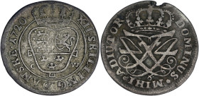 DANEMARK
Frédéric IV (1699-1730). 12 skilling 1717, Rendsburg. KM.6 ; Argent - 3,55 g - 24 mm - 6 h
Flan échancré. TB.